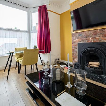 Stunning Victorian House Apartment Кингстън ъпон Хъл Екстериор снимка